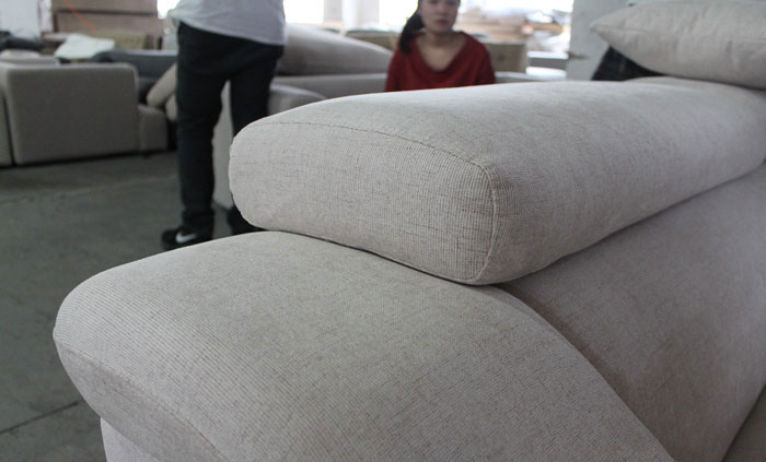 雅莉莎沙发组织员工学习如何判断咖啡厅沙发质量好坏-(